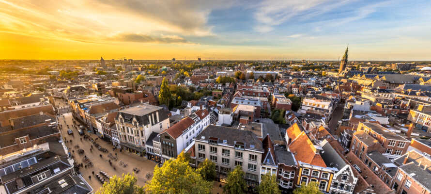 Ni bor inte långt från Groningen, som är känt som en fin stad