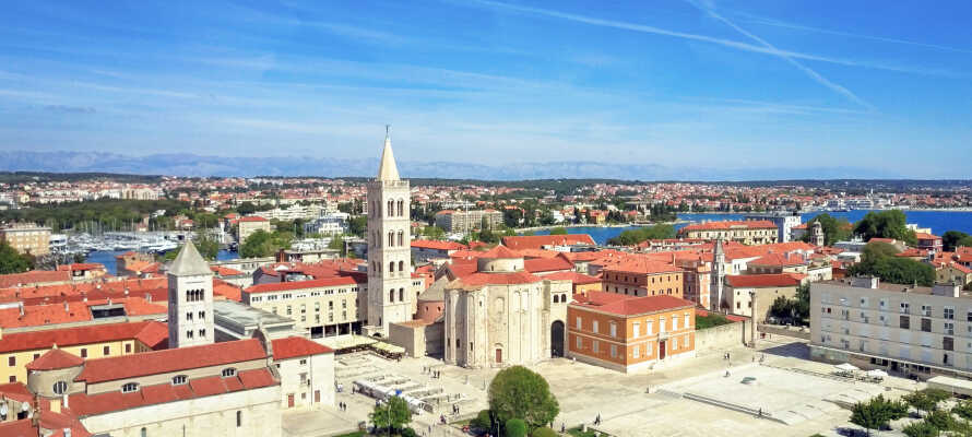 I har blot 30 km. til smukke Zadar, som med sin 3.000 år lange historie har en yderst værdifuld kulturarv.