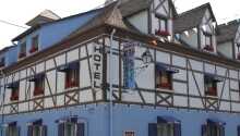 Hotel Aux 2 Roses i fästningsstaden Neuf-Brisach. Här bor ni i historiska omgivningar. 