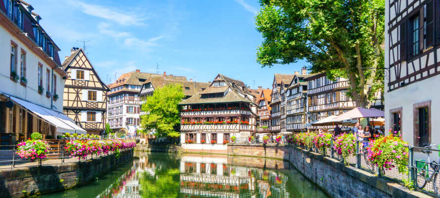 En rundtur på kanalerne i Strasbourg er en spændende oplevelse.