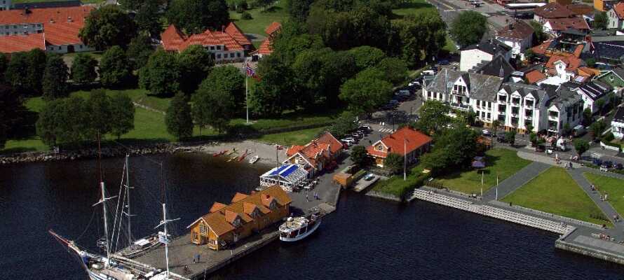 Dette hotel har en dejlig placering i den sydnorske by Stavern med udsigt til Skagerrak.