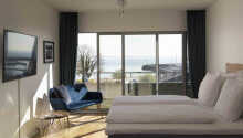 Hotellets flotte og lyse dobbeltværelser sørger for I har en god og behagelig base under opholdet