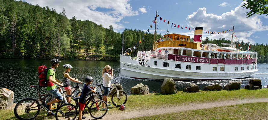 Tag turen på Telemarkskanalen med en af de to kanalbåde, Victoria eller Henrik Ibsen.