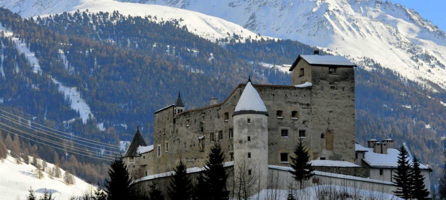 Slottet, Naudersberg, er et yderst populært fotomotiv om vinteren.