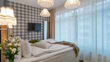 Her sover I godt i komfortable værelser, der er stilfulde og moderne indrettede.