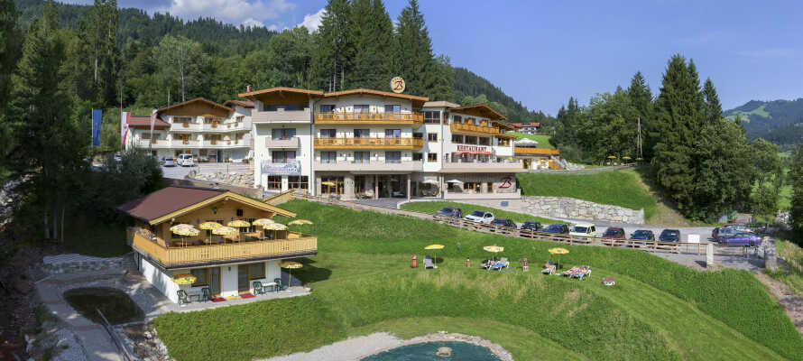 Hotel Berghof Söll tilbyder en familievenlig atmosfære og regionale produkter i Tyrol.