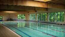 Opholdet inkluderer gratis adgang til hotellets eget svømmebassin, saunaområde og fitnesscenter.