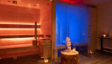 Under opholdet kan I nyde afslappende spa og wellness med bl.a. sauna, dampbad og boblebad.