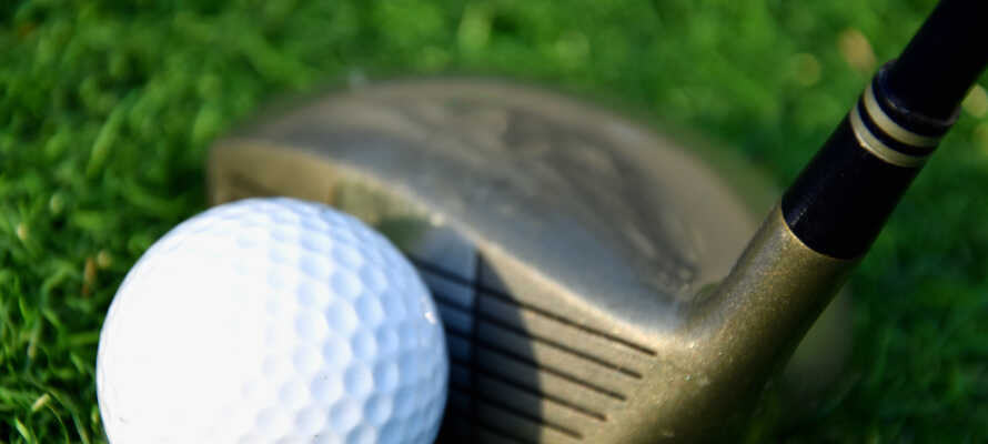 Hotellet tilbyder alletiders base for golfspillere, med hele tre golfbaner inden for kort afstand.