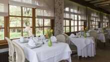 Den hyggelige restaurant består af to spisestuer, som tilsammen skaber den helt perfekte alsaciske atmosfære.