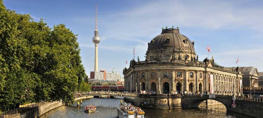 Det er et must at besøge den populære museumsø i centrum af Berlin, som I også kan opleve på en sejltur gennem byen.