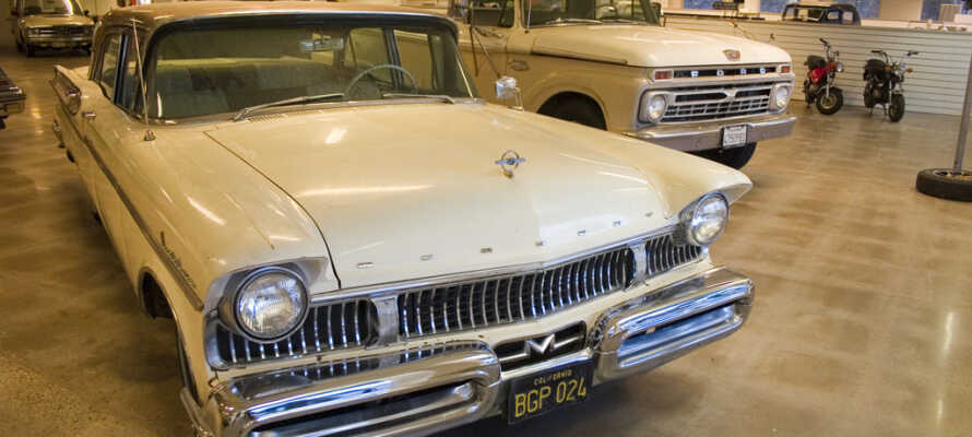 Hotellet har egen udstilling af veteranbiler og andre nostalgiske køretøjer og gadgets, som er sjovt at opleve for hele familien.
