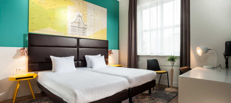 Hotellets flotte og rummelige værelser, giver jer moderne og komfortable rammer for opholdet.