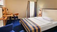 Hotellets værelser giver jer moderne og komfortable rammer under opholdet.