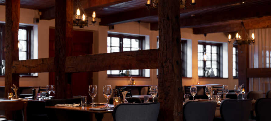 Hotellets restaurant Thott's er indrettet i Malmøs ældste bindingsværkshus fra 1558.