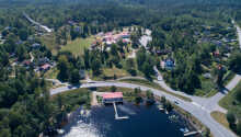 Hindåsgården Hotel & Spa byder velkommen til et skønt ophold nær skov og sø.