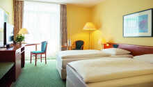 Hotellets værelser giver hyggelige og komfortable rammer under opholdet.