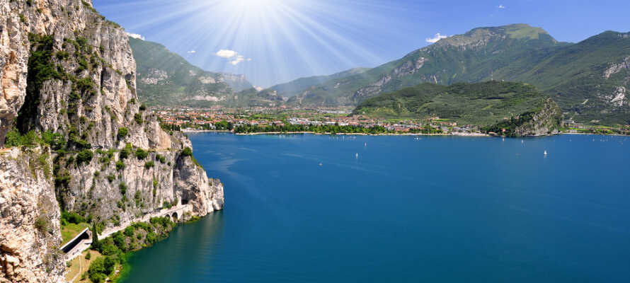 Gardasøen er en yderst populær feriedestination i Italien.