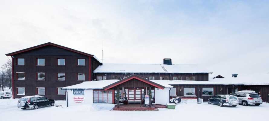 Austbø Hotell er et familievenligt hotel med personlig service i en afslappende og uformel atmosfære.