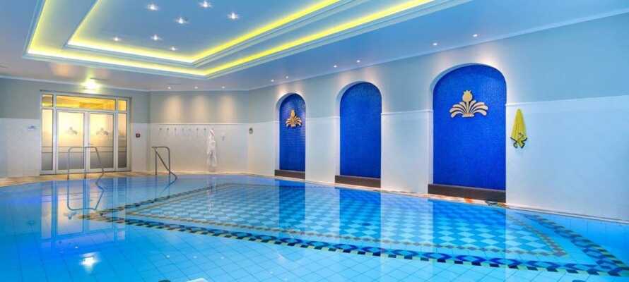 Hotellet har et wellness-område med swimmingpool.